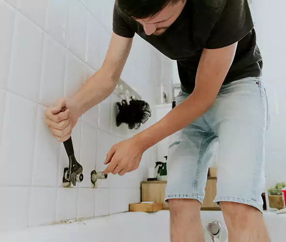 Affordable Bathtub Faucet Replacement in Ronkonkoma: Choose Experienced Local Technicians