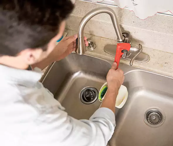 Professional Sink Repair Specialist in Ronkonkoma, NY: Schedule Reliable Sink Fixing Services with Us