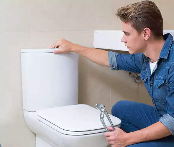 Expert Plumber for Toilet Replacement in Ronkonkoma, NY: Schedule Affordable Toilet Replacement Services with Us